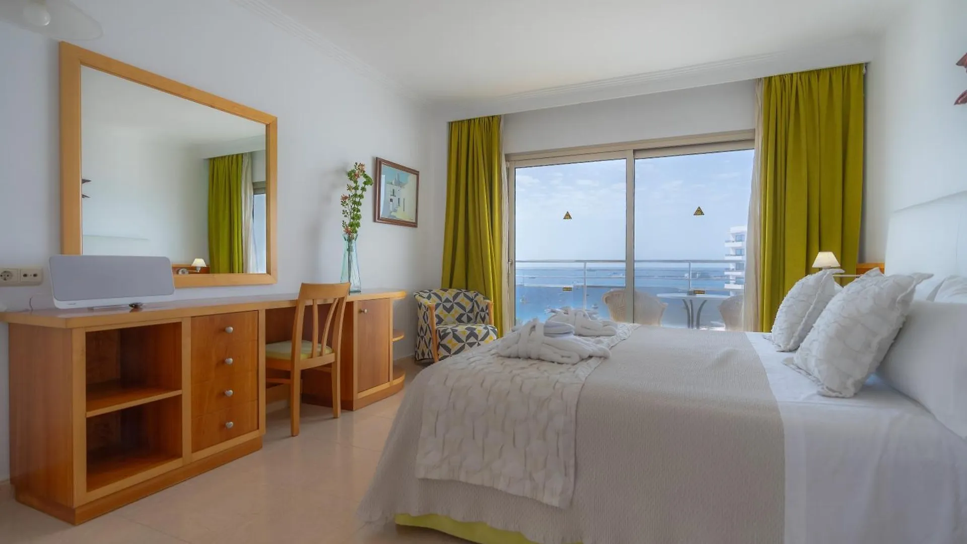 Bellamar Hotel Beach&Spa Sant Antoni de Portmany 4*,