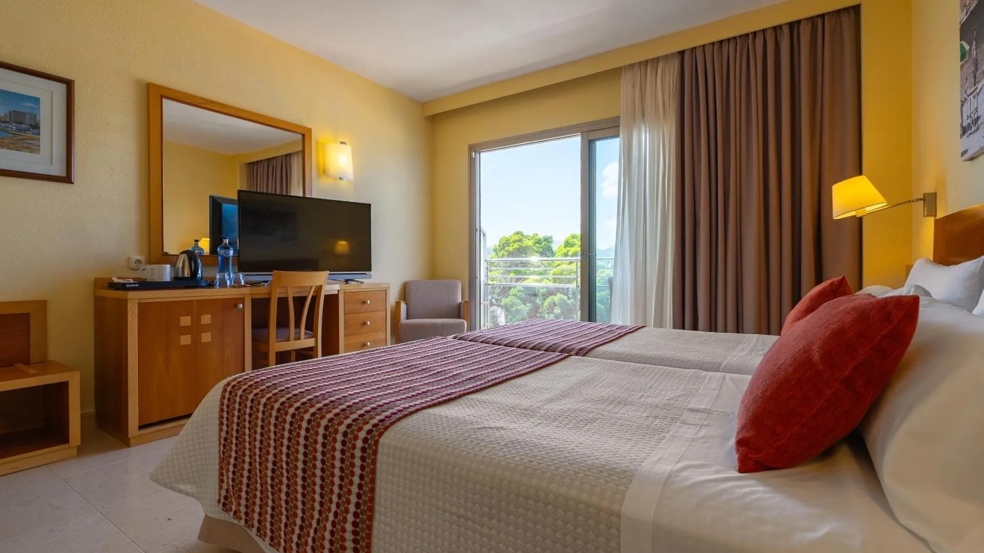 Bellamar Hotel Beach&Spa San Antonio  4*, San Antonio (Ibiza) Spanien